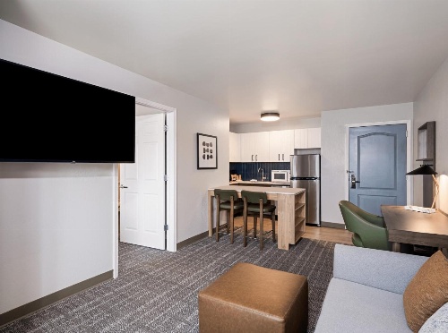 Staybridge Suites Rochester University image 1